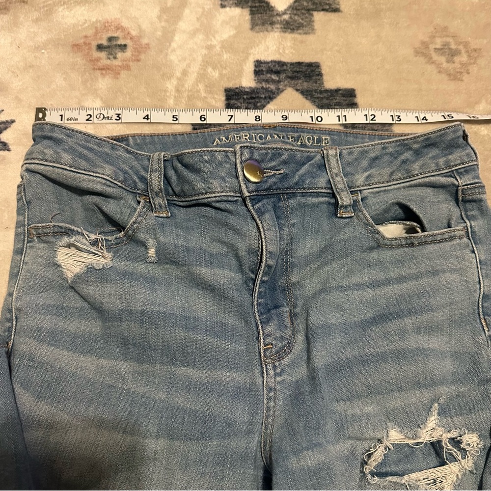American Eagle Women's Distressed Blue Jeans Hi Rise Jegging sz 10 - Picture 2 of 8